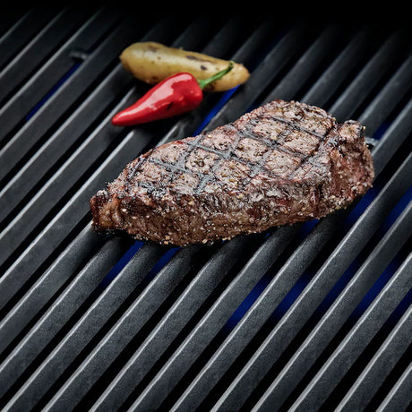 390 Stainless Steel/Black 3-Burner Natural Gas Grill with 1 Side Burner